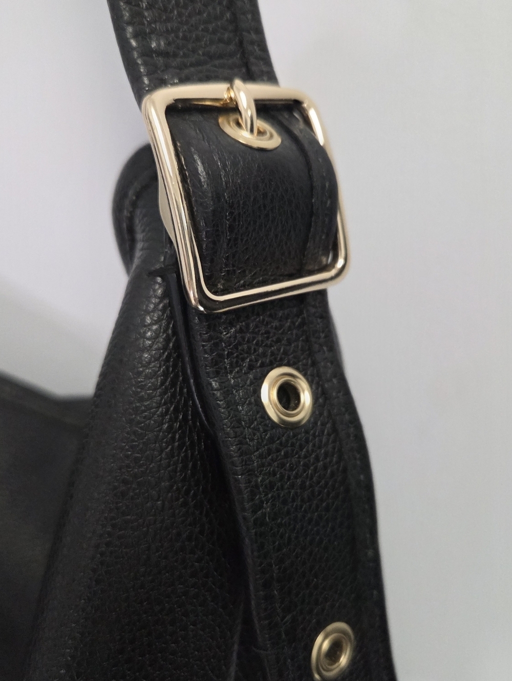 Coach Dufflette Black Pebbled Leather Shoulder Bag - Picture 4 of 16